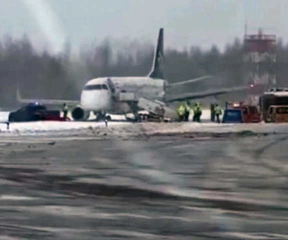 Nie przez pogodę! Śledztwo wykaże, czemu samolot LOT-u wypadł z pasa