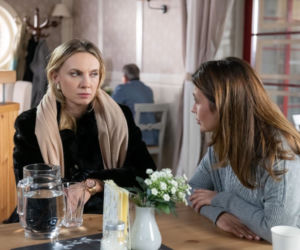 Na Wspólnej odcinek 2829, Monika (Sylwia Gliwa), Olga (Agnieszka Kociak)