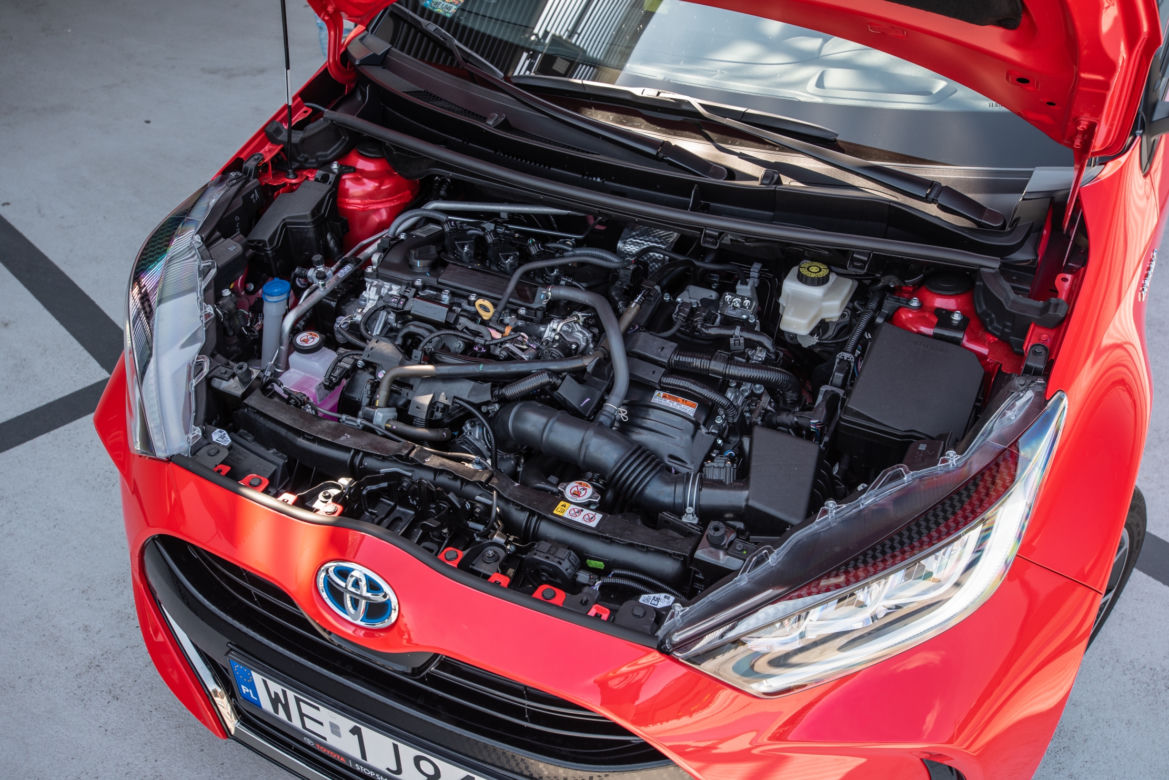 2020 Toyota Yaris 1.5 HYBRID Premiere Edition (Tokyo Fusion)