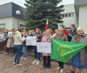 Protest pracowników ZUS-u w Starachowicach