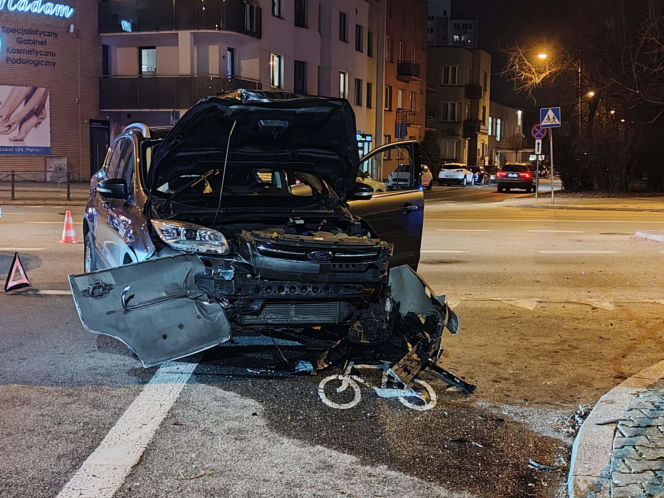 Wypadek na Plantach - Jedna osoba zabrana do szpitala