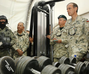 Generał Bieniek krytykuje Trumpa za słowa o polskich żołnierzach