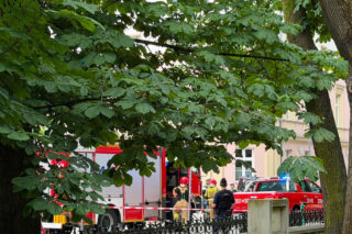 Pilna akcja służb w centrum Kielc. Zablokowana ulica Wesoła