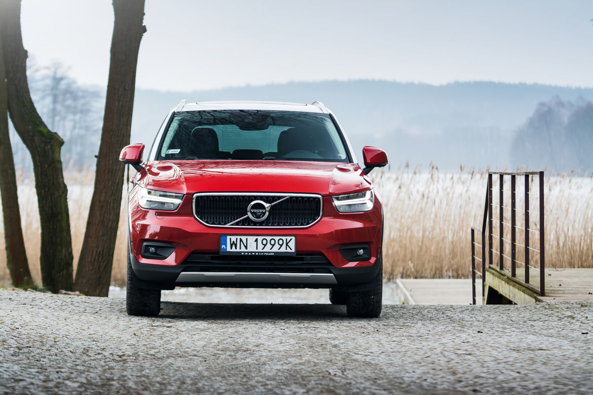 Volvo XC40 D4 AWD AT8 Momentum