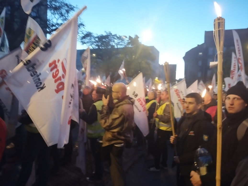 "Walczymy o Śląsk i o przemysł, żeby nie umarł"