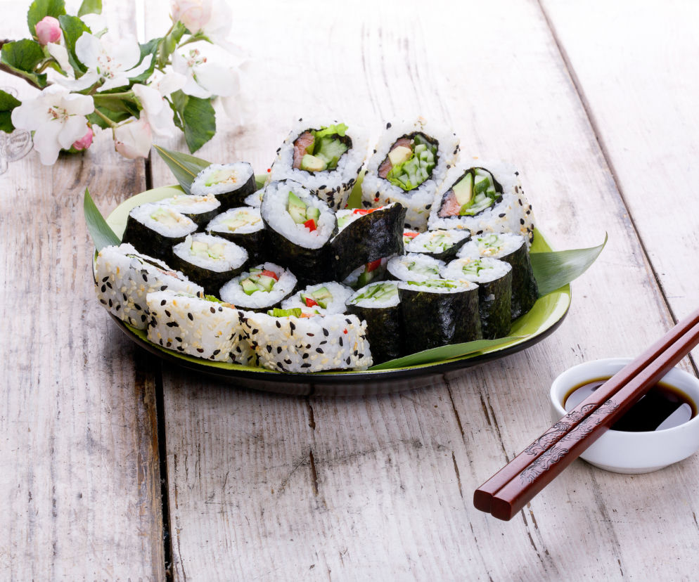 przepis_na_warzywne_sushi_jak.jpg