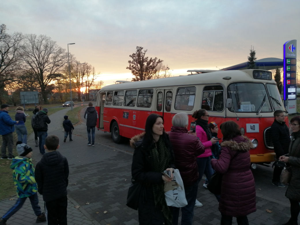 Sentymentalna podróż w Toruniu. Tak wyglądała przejażdżka "Ogórkiem"
