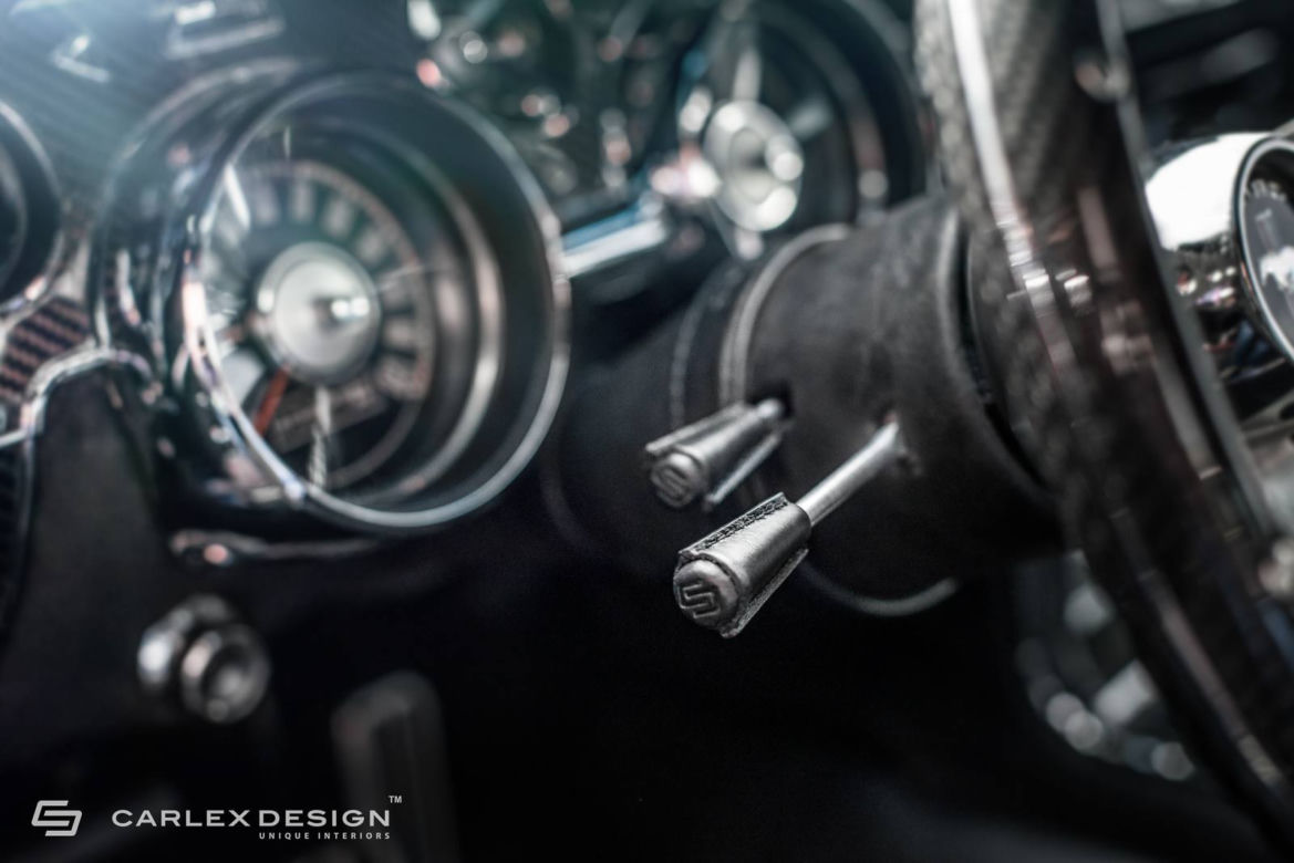 Ford Mustang z wnętrzem od Carlex Design