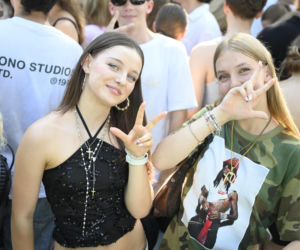 Fani w upale czekają na koncert The Weeknd. Tłumy w Warszawie