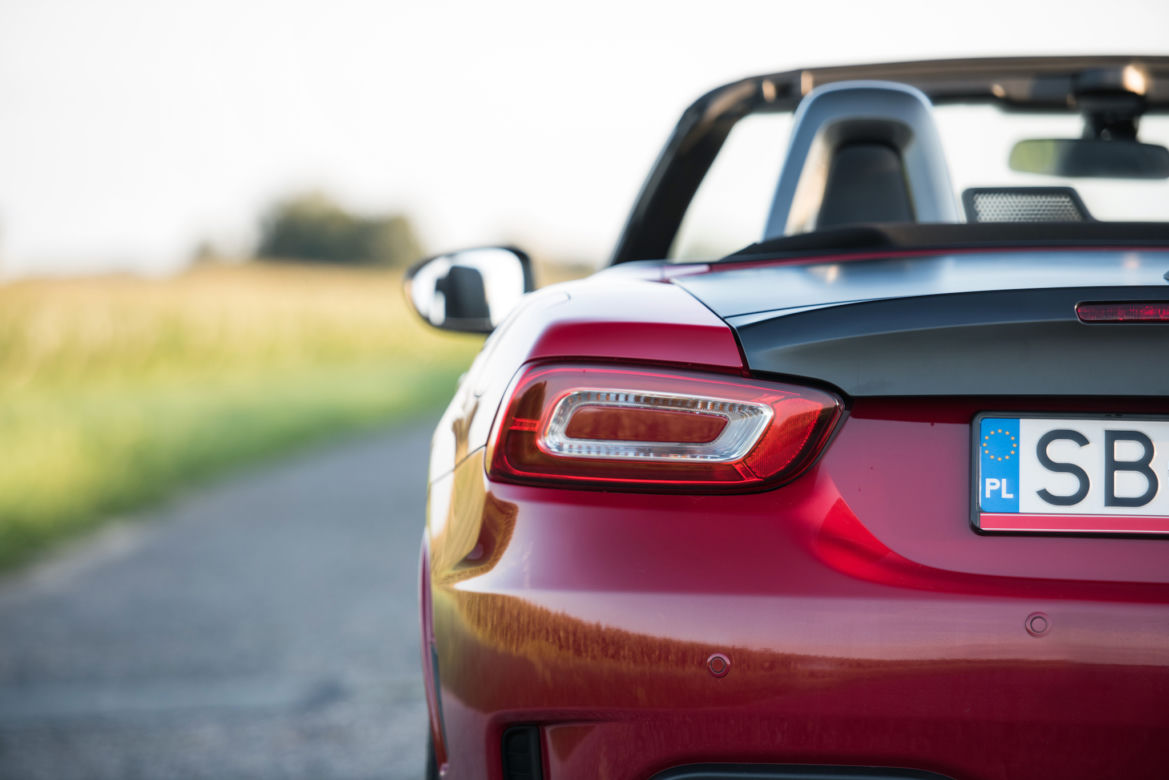 Abarth 124 Spider 1.4 T-Jet 170 KM 6MT