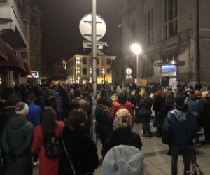 Na ulicach Katowic pojawiły się tłumy. Protestujący szli pod hasłem: Ani jednej więcej [ZDJĘCIA]
