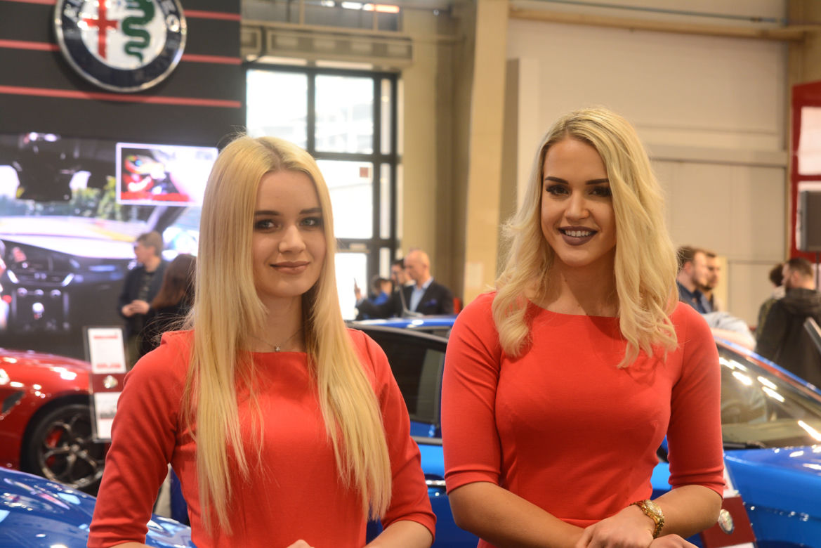 Hostessy na targach Poznań Motor Show 2018