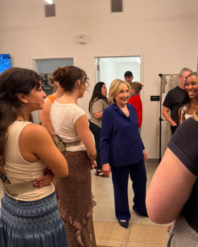 Hillary Clinton pracuje na czołowych uczelniach