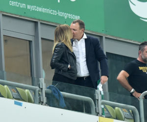 Dostał pierścień od biskupa i poszedł na mecz