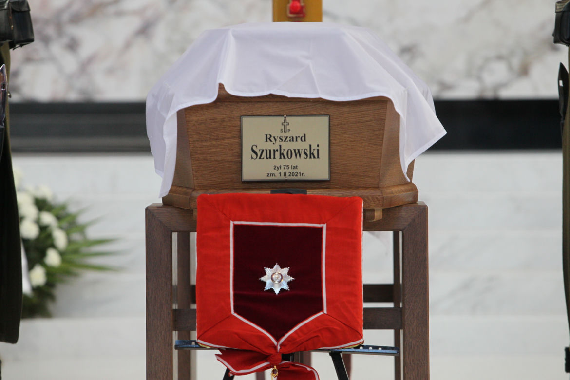 Ceremonia pożegnalna Ryszarda Szurkowskiego