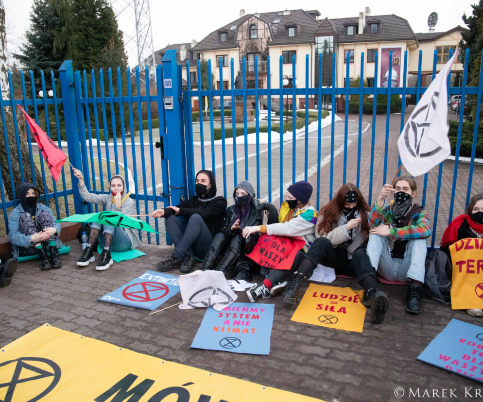 Protest Extinction Rebellion Toruń pod Radiem Maryja! Zacznijcie mówić prawdę