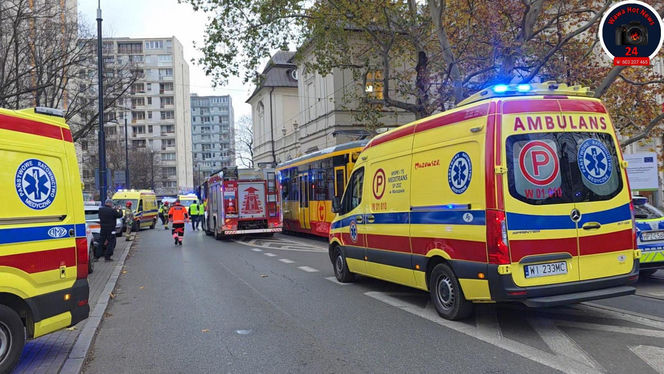 Zderzenie tramwajów i autobusu w Warszawie 18.11.2025