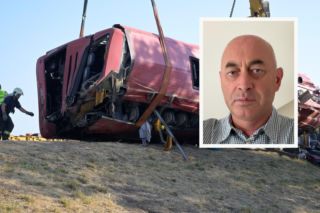 Krew spływała mi do oczu. Rozmawialiśmy z kierowcą autobusu o tragedii na Węgrzech. Wskazał ważny szczegół
