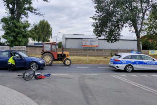 Audi zmiotło 74-letnią rowerzystkę podczas wyprzedzania. Śmiertelny wypadek w Sieradzu