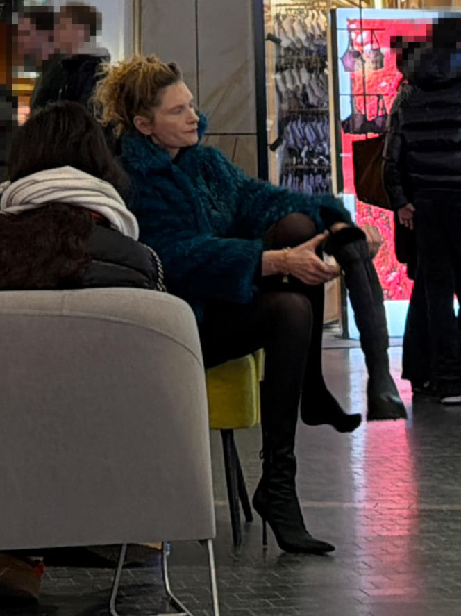 Agata Buzek na zakupach