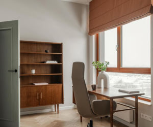 Mieszkanie w kolorach szałwiowej zieleni i ciepłej terakoty