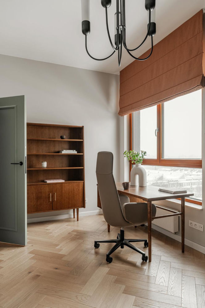 Mieszkanie w kolorach szałwiowej zieleni i ciepłej terakoty