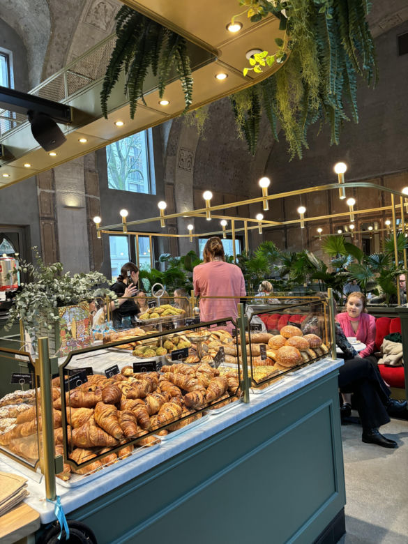 Zobacz wyjątkowej wnętrze nowej restauracji w Poznaniu