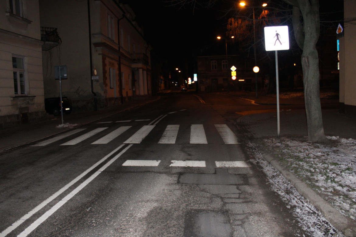 W centrum Tarnowa potrącił seniora i uciekł. Świadkowie zdradzili, co wiedzą o wypadku