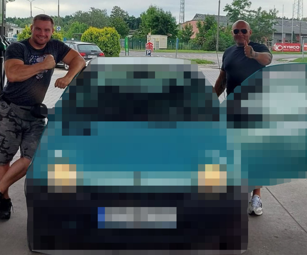Dominik Abus i Krzysztof Radzikowski z Renault Twingo