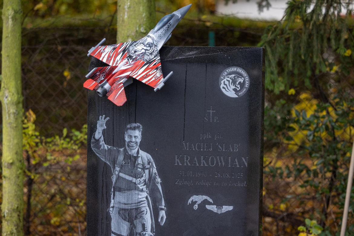 Tak wygląda grób Macieja Krakowiana przez 1 listopada