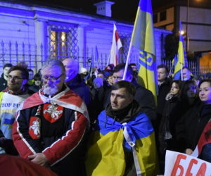 Kolejny protest pod ambasadą Rosji w Warszawie