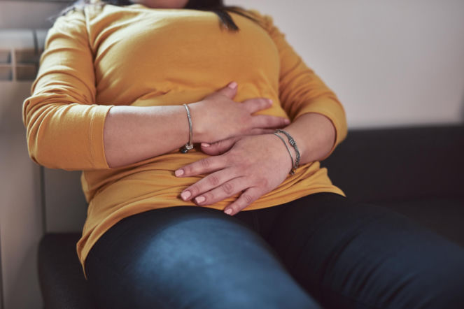 Ciągłe wzdęcia to nie tylko dieta. Kiedy ból brzucha sugeruje problemy z trzustką
