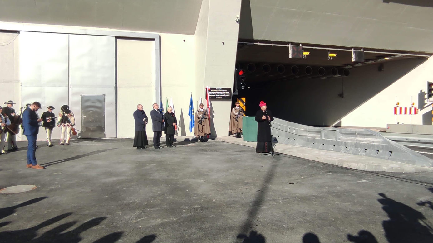 Nowy tunel na Zakopiance oficjalnie otwarty. Budowano go ponad pięć lat
