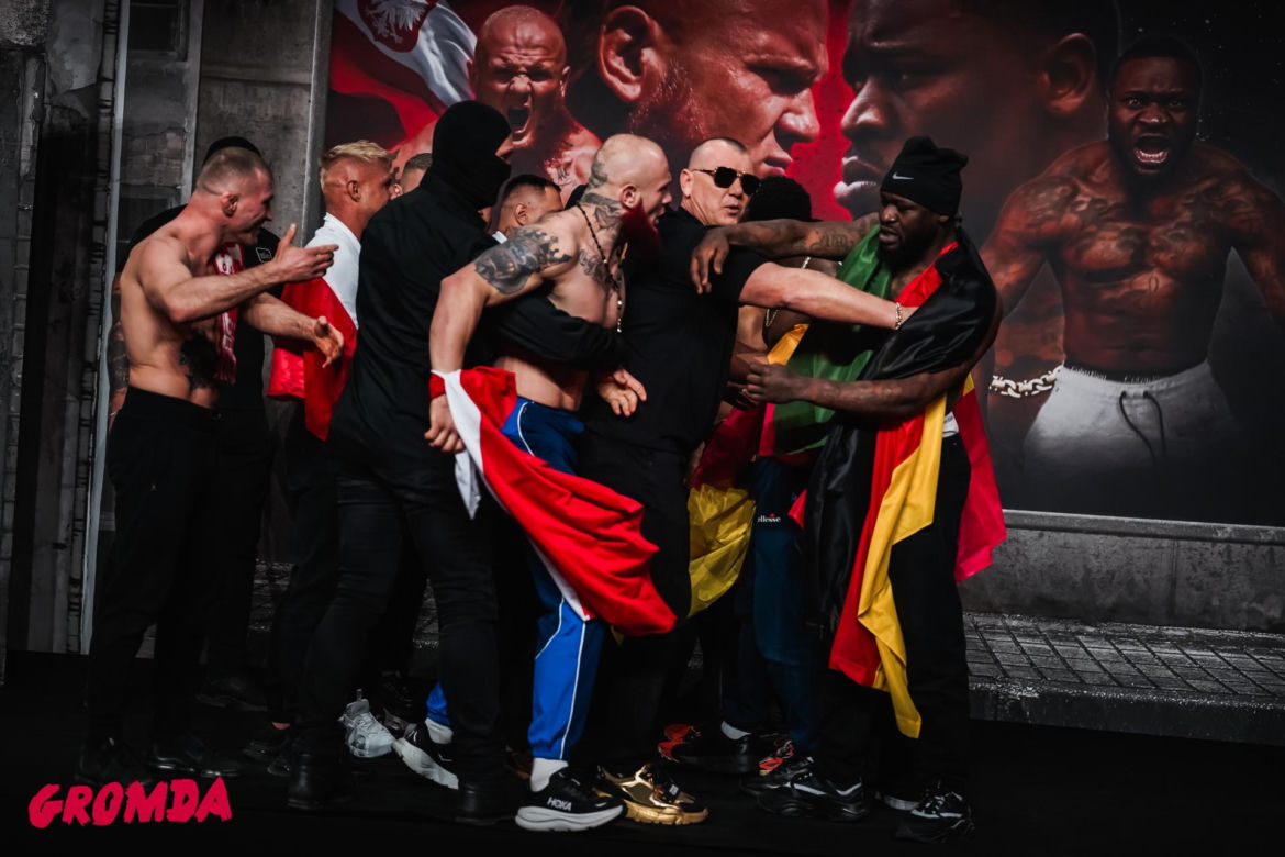 Ring girls Gromda 24