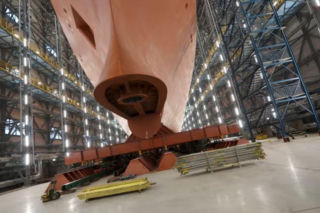 Wicher hula po hali kadłubowej  W kwietniu nadciągnie Huragan