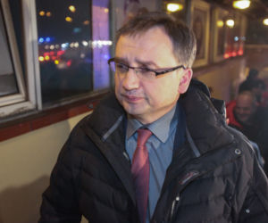 Wcześniejszych wyborów nie będzie. PiS.