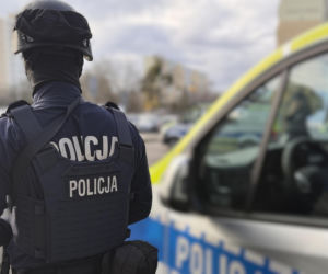 Dramat w Toruniu. Mężczyzna osunął się na ziemię i przestał oddychać