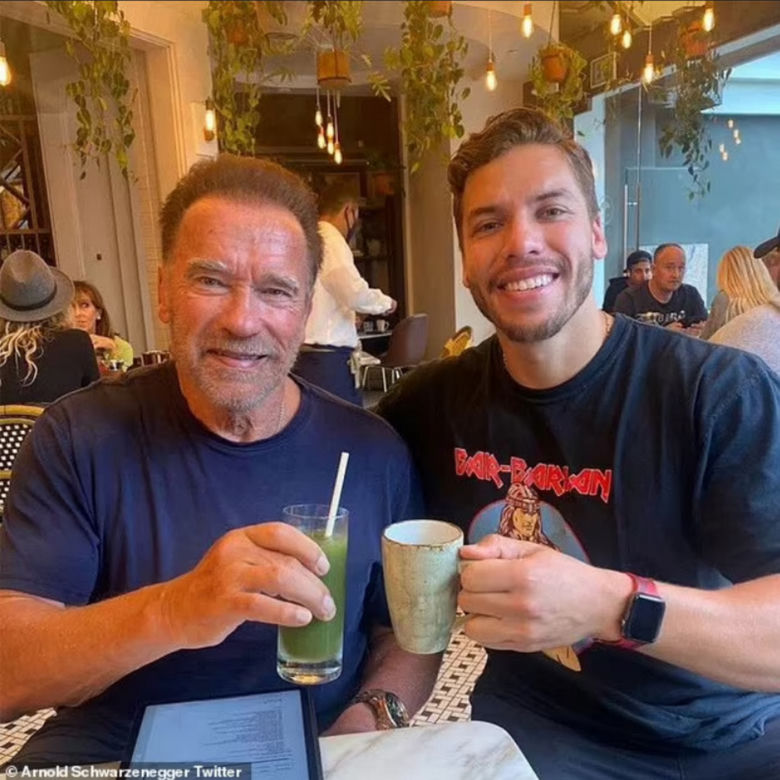 Arnold Schwarzenegger z rodziną