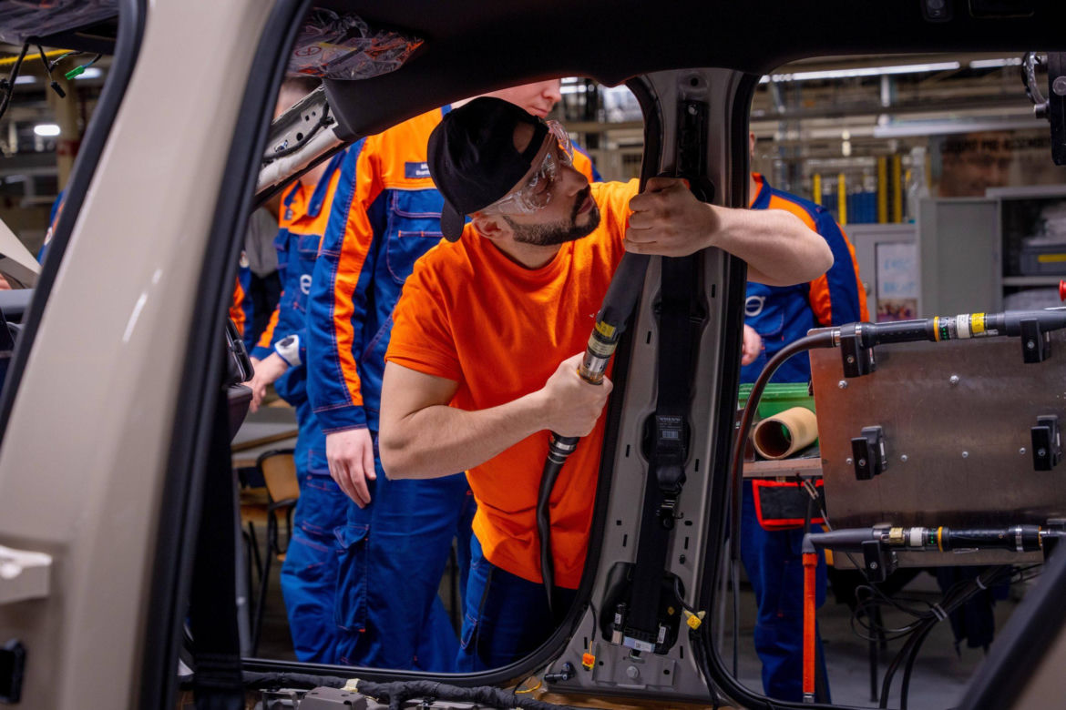 Produkcja Volvo EX30 w Gandawie