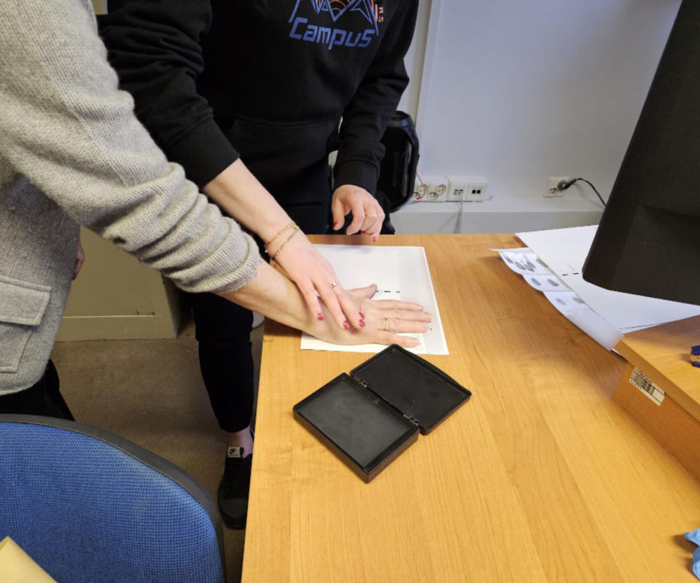 Międzynarodowy kant samochodowy. Włosi oszukiwali, Polacy im pomagali, a wszyscy zarabiali