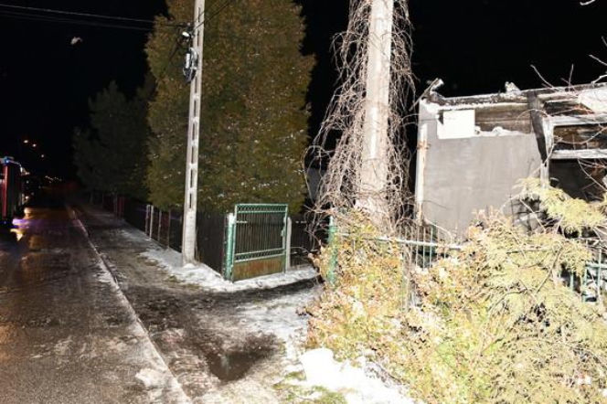 W pożarze przyczepy kempingowej zginęła 76-latka. Wstępnie ustalili przyczynę tragedii