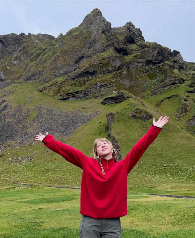 Nela Małecka - Nela mała reporterka