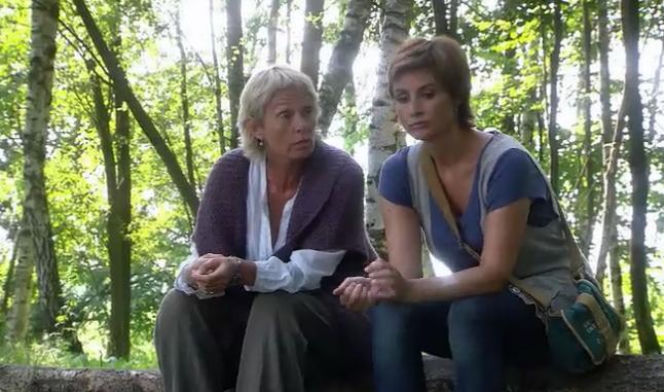 Miłość nad rozlewiskiem odc. 5. Basia (Małgorzata Braunek), Małgosia (Joanna Brodzik)