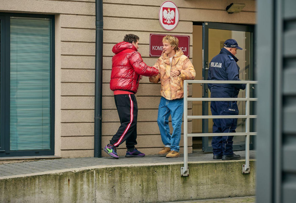 "Na Wspólnej", odcinek 4170: Julka martwi się o Kosmę, a o jego zniknięcie obwinia Leona