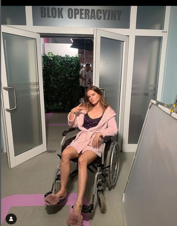 M jak miłość na planie. Franka (Dominika Kachlik) w szpitalu