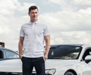 Piłkarze Bayernu odbierają nowe Audi e-tron GT