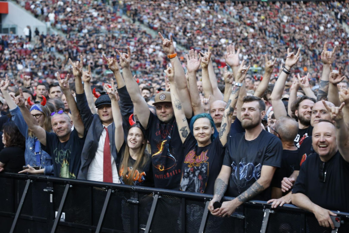 Koncert AC/DC w Warszawie (4.07.2025) - część druga. Organizatorem koncertu jest Live Nation