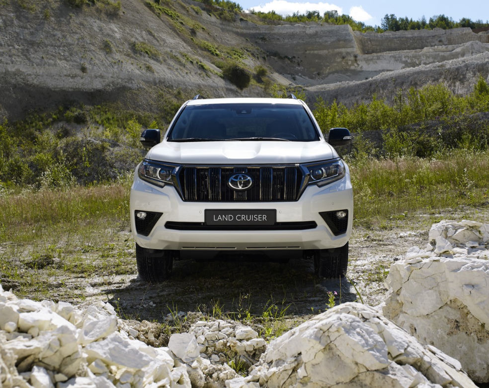 2020 Toyota Land Cruiser 