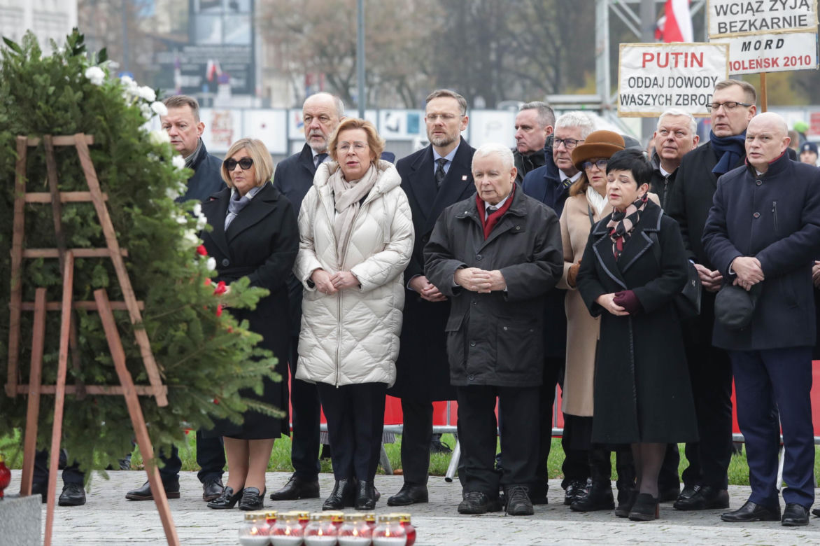 Kolejna miesięcznica smoleńska