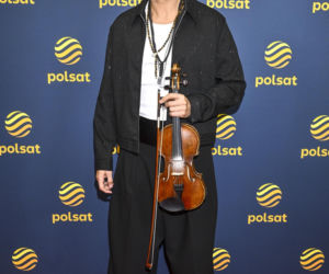 Co ona ma na sobie?! Szroeder wyglądała jak w firance z PRL-u